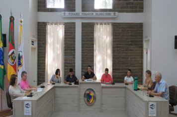 2 Projetos de Lei e 1 Requerimento foram aprovados em Sessão Ordinária