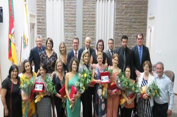 SESSÃO SOLENE EM HOMENAGEM AO DIA INTERNACIONAL DA MULHER