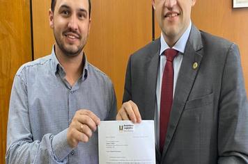 PRESIDENTE DO LEGISLATIVO CONQUISTA IMPORTANTE EMENDA PARA PAVIMENTAÇÃO DE VIAS RURAIS DO MUNICÍPIO
