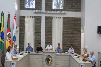 Aprovado reajuste salarial para o funcionalismo público.