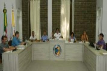 APROVADO TODOS OS PROJETOS EM PAUTA NA SESSÃO ORDINÁRIA DO DIA 18 DE FEVEREIRO DE 2015