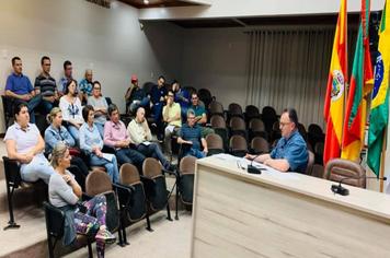 LEGISLATIVO ESTEVE REUNIDO COM MEMBROS DA ACISAR/CDL