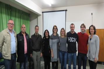Vereadoras estiveram participando da Roda de Conversa na Escola Felipe Roman Ross