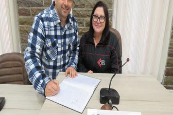 Vereadora Marisa Parisotto assume a Presidência do Legislativo Municipal