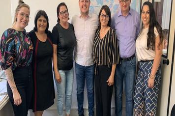 LEGISLATIVO E EXECUTIVO VIAJAM EM BUSCA DE MELHORIAS PARA A ERS 332 E RECURSOS PARA O MUNICÍPIO