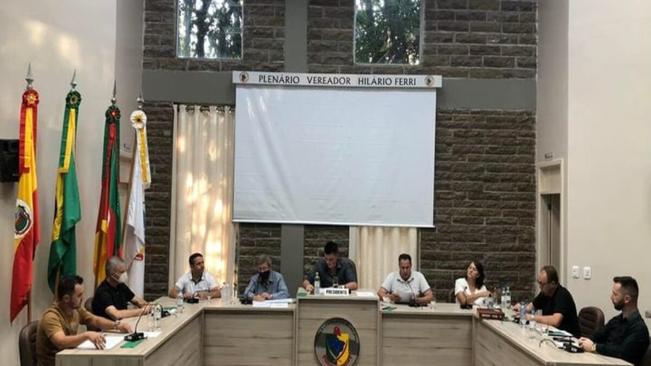 SESSÃO ORDINÁRIA ACONTECE NESTA SEGUNDA-FEIRA (21/03)