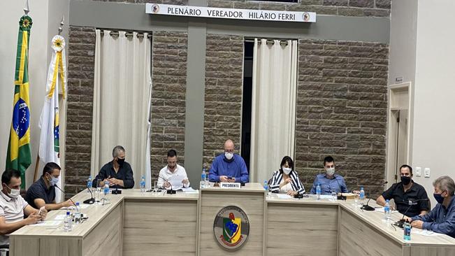 EM SESSÃO ORDINÁRIA VEREADORES APROVARAM TODOS OS PROJETOS!!