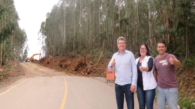 Vereadores fiscalizam obras