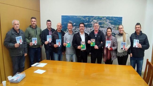 PRÉ-CANDIDATO A DEPUTADO ESTADUAL, SALMO, VISITA O MUNICÍPIO