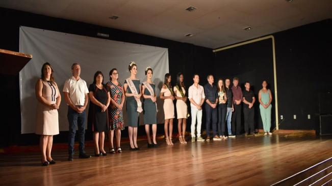 PRESIDENTE DO LEGISLATIVO PARTICIPA DAS COMEMORAÇÕES DOS 61 ANOS DE EMANCIPAÇÃO POLÍTICO- ADMINISTRATIVA DO MUNICÍPIO.