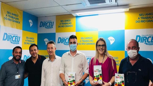 LEGISLATIVO E EXECUTIVO DE ARVOREZINHA BUSCANDO SOLUÇÕES PARA O MUNICÍPIO